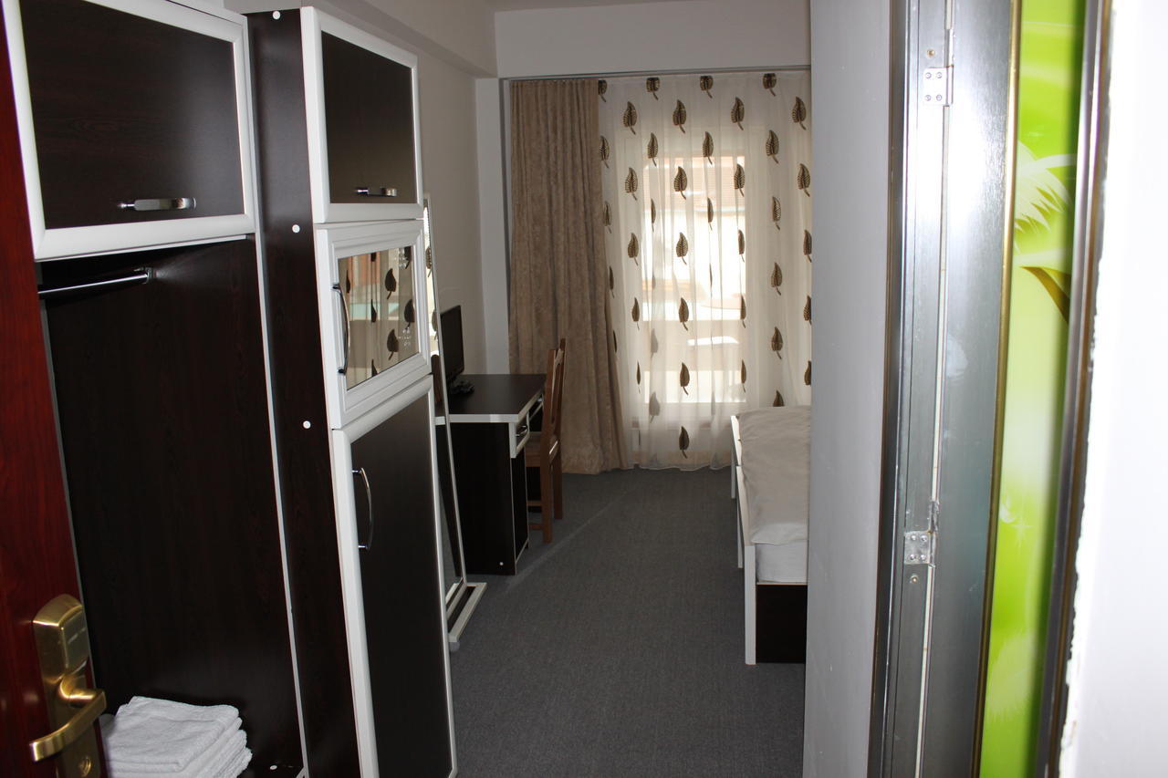 Meka Hotel Dragash Quarto foto
